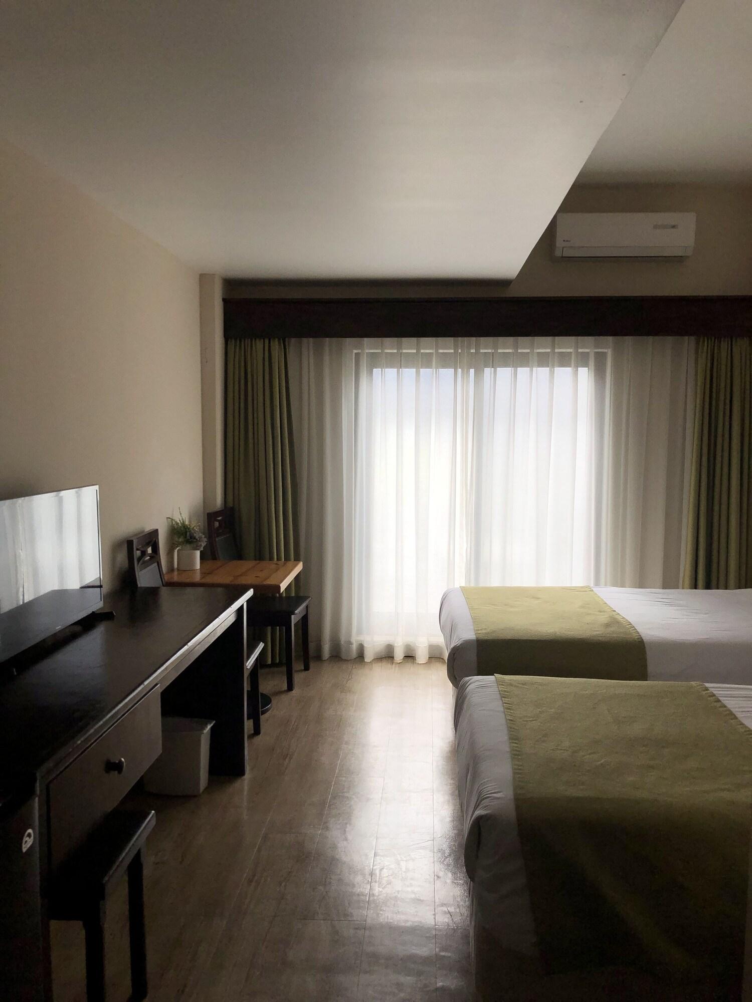 Holiday Saipan Hotel Екстериор снимка