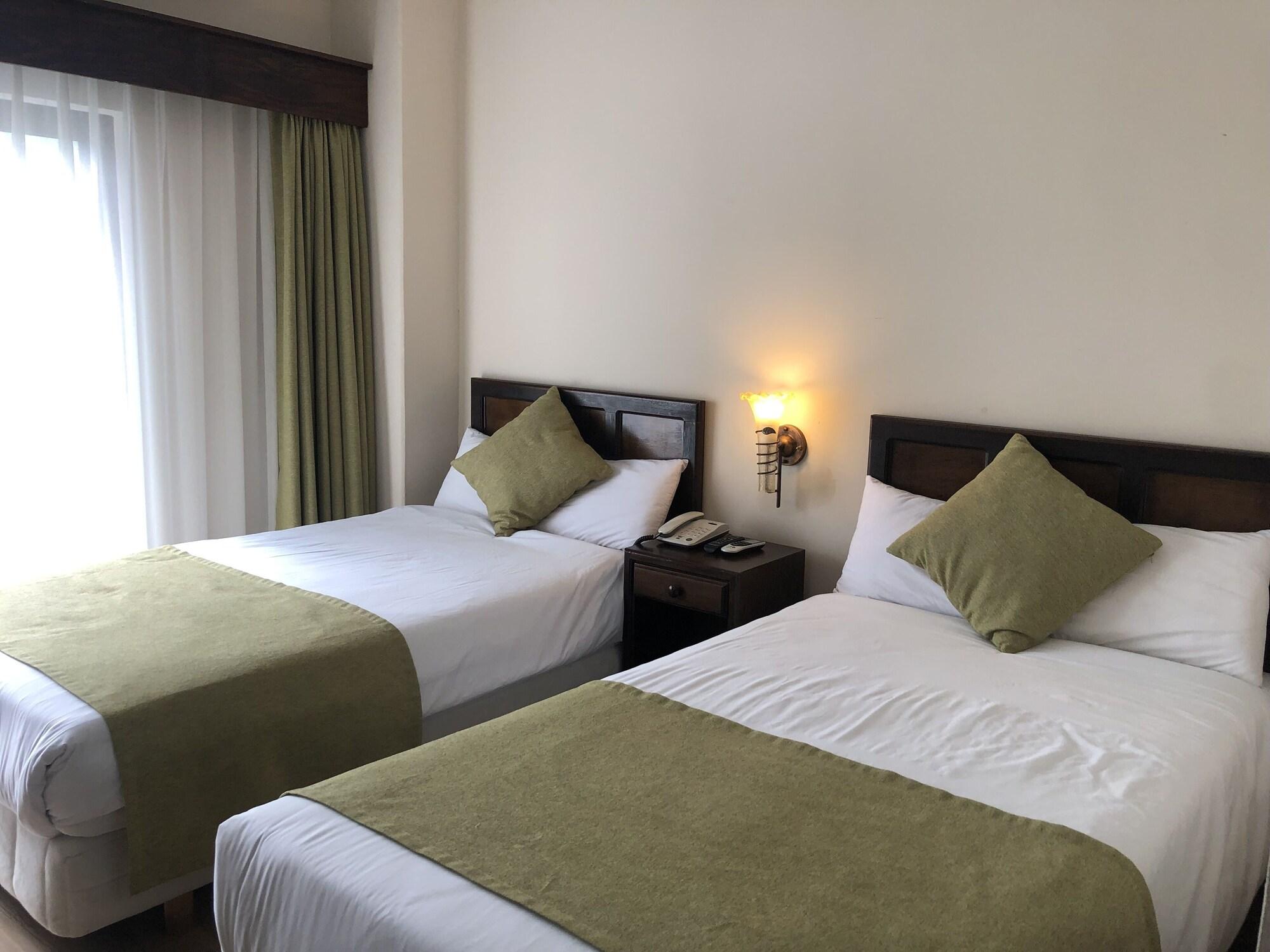 Holiday Saipan Hotel Екстериор снимка