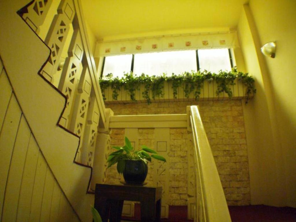 Holiday Saipan Hotel Екстериор снимка