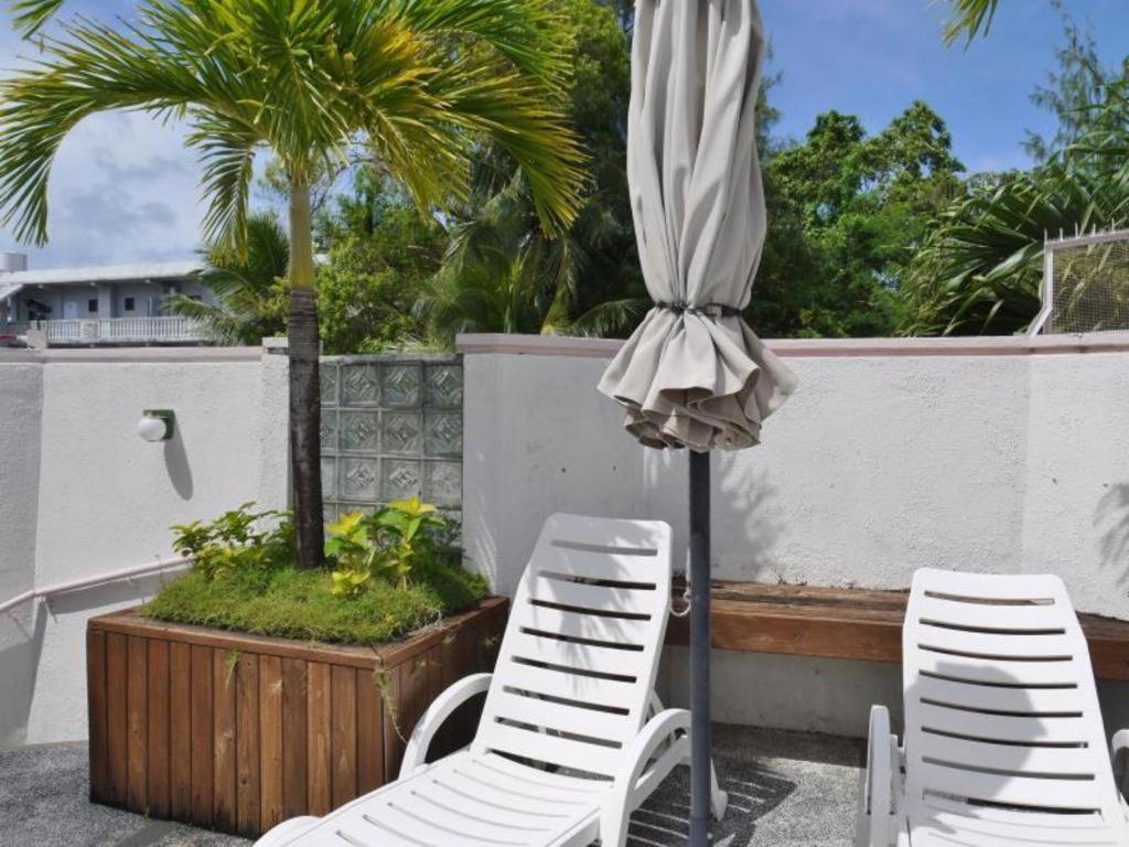 Holiday Saipan Hotel Екстериор снимка