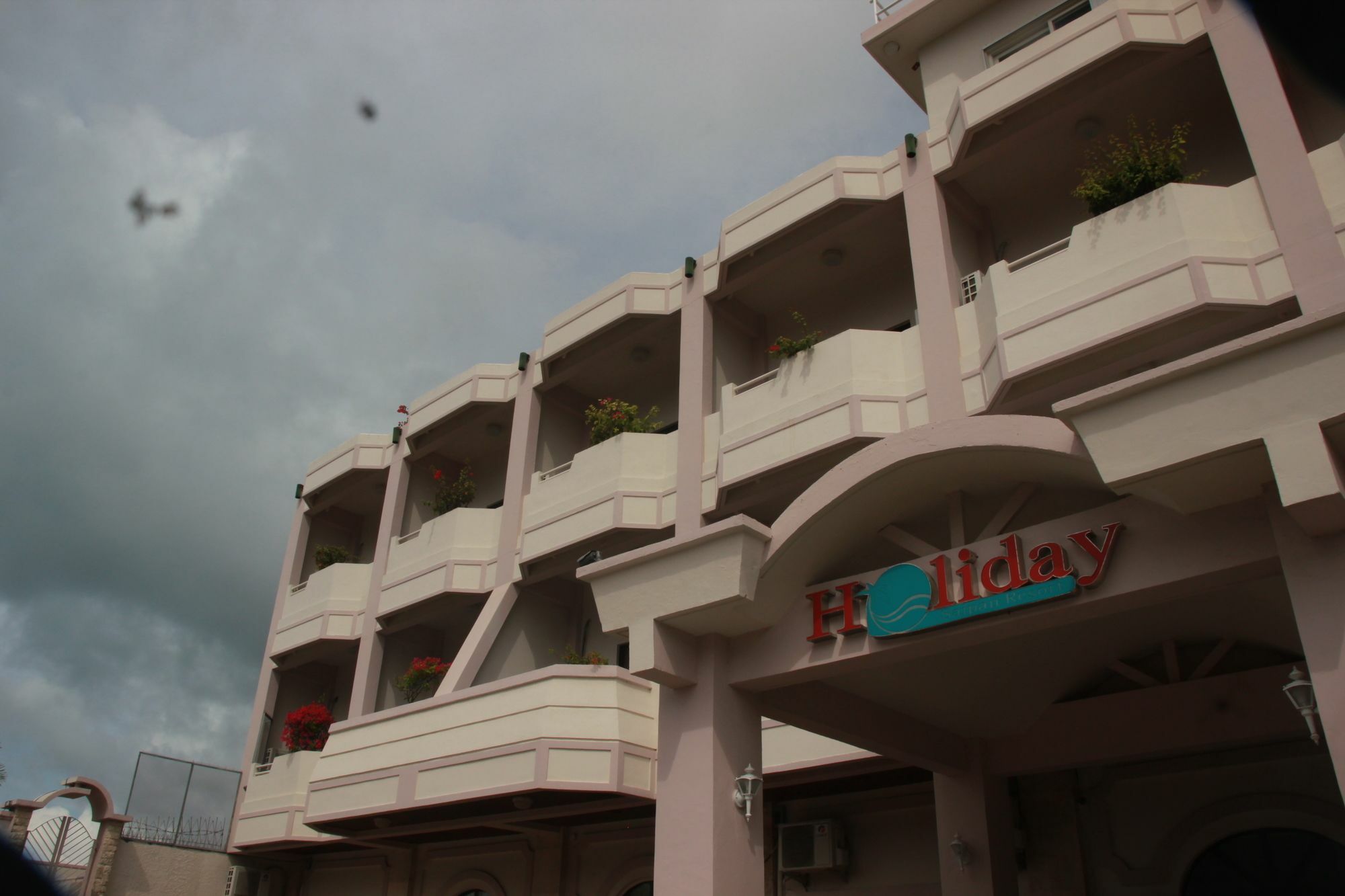 Holiday Saipan Hotel Екстериор снимка