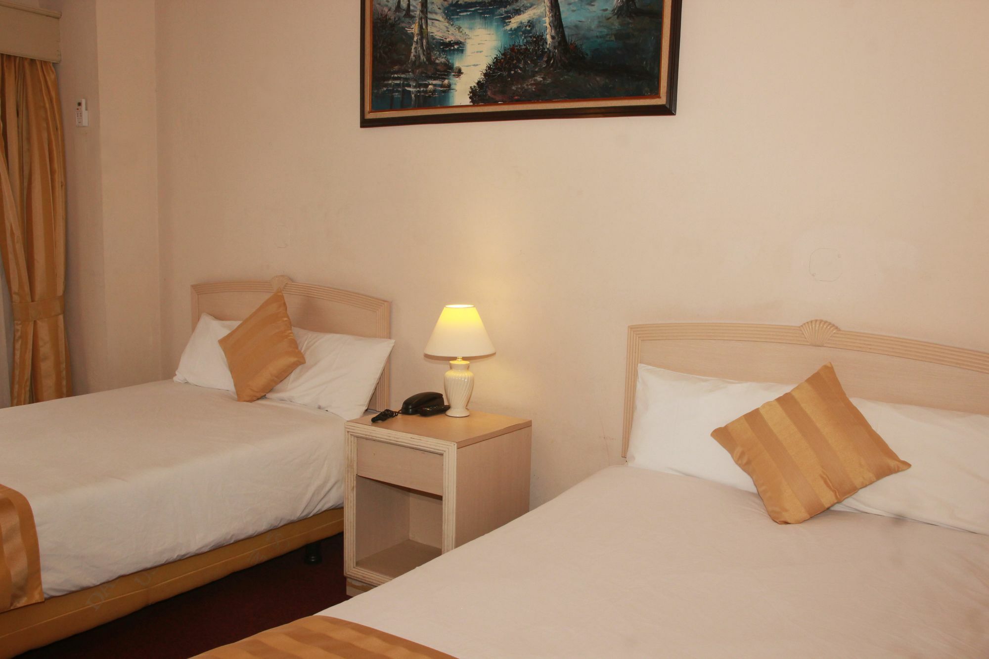 Holiday Saipan Hotel Екстериор снимка